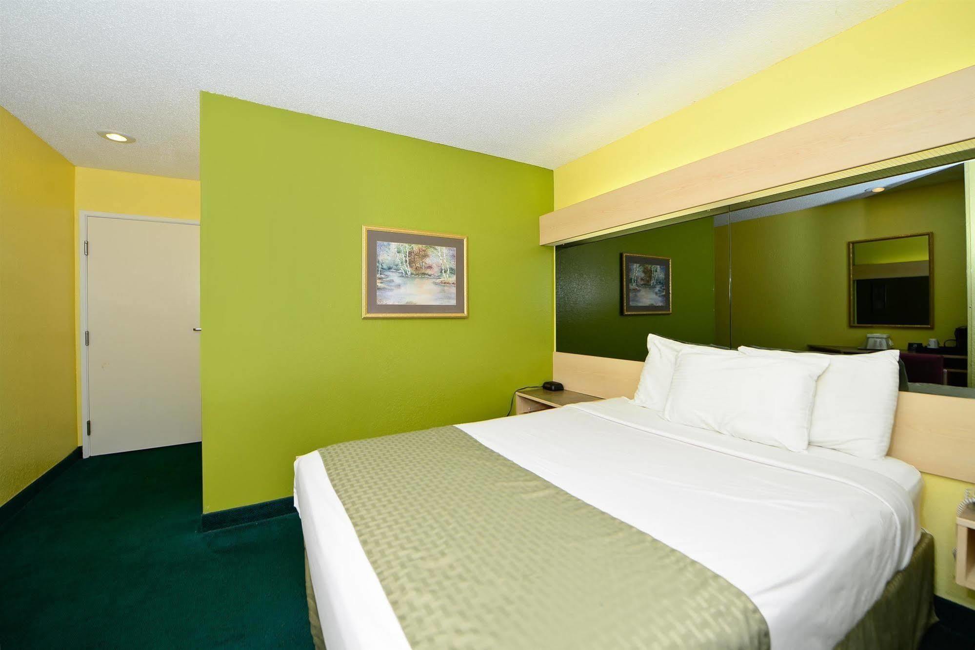 America'S Best Value Inn And Suites - Jackson Cameră foto